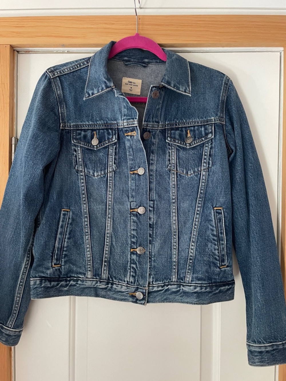 GAP Women's Medium Blue Denim Jacket